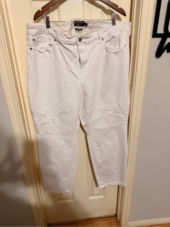 torrid Denim - torrid White Ankle Crop Jeans